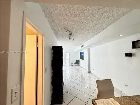 999 Brickell Bay Drive Miami FL 33131