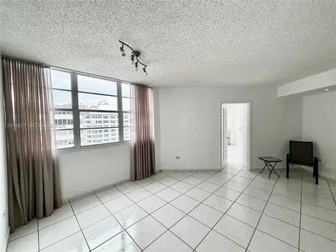 999 Brickell Bay Drive Miami FL 33131