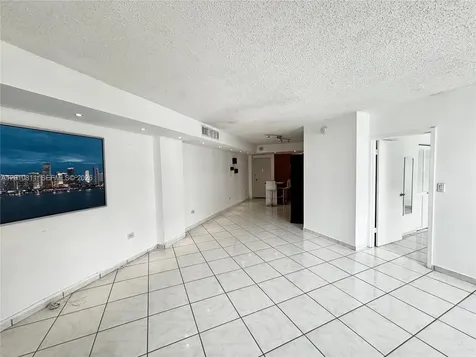 999 Brickell Bay Drive Miami FL 33131