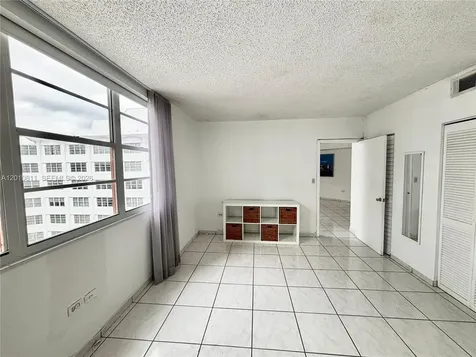 999 Brickell Bay Drive Miami FL 33131