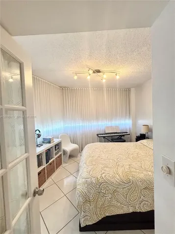 999 Brickell Bay Drive Miami FL 33131