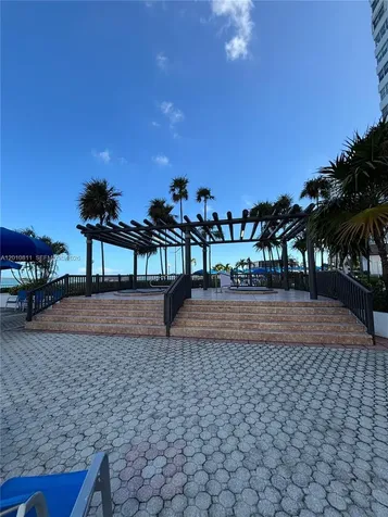 999 Brickell Bay Drive Miami FL 33131