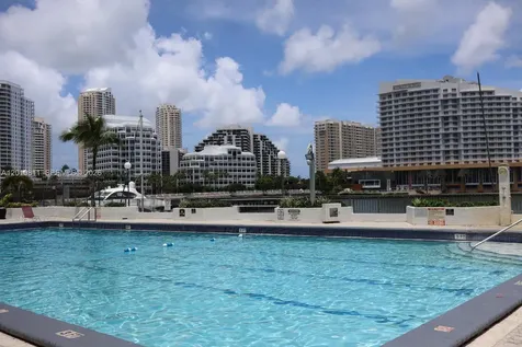 999 Brickell Bay Drive Miami FL 33131