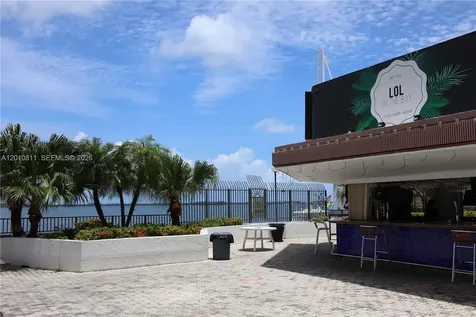 999 Brickell Bay Drive Miami FL 33131