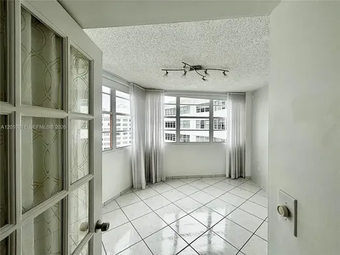 999 Brickell Bay Drive Miami FL 33131