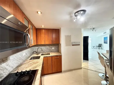 999 Brickell Bay Drive Miami FL 33131