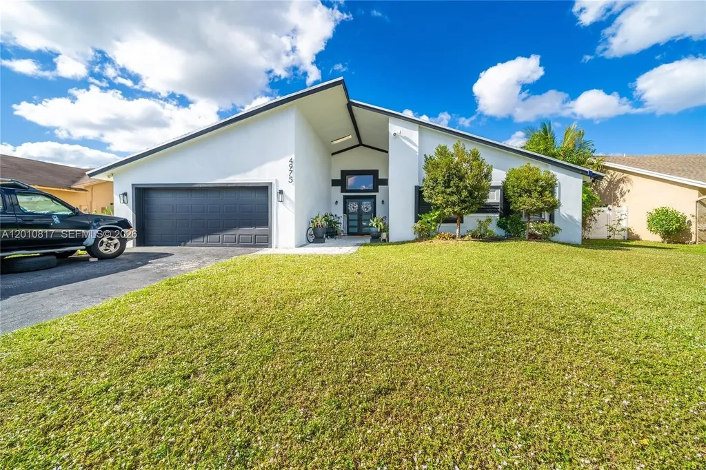 4975 NW 82nd Terrace Lauderhill FL 33351