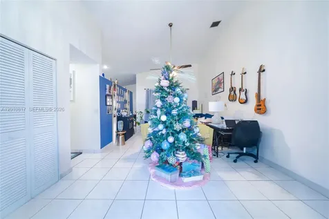 4975 NW 82nd Terrace Lauderhill FL 33351