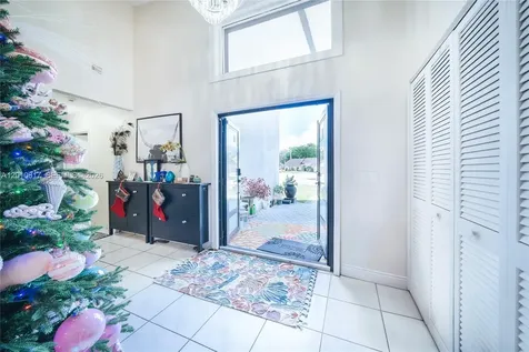 4975 NW 82nd Terrace Lauderhill FL 33351