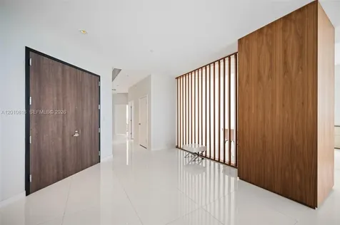88 SW 7th Street Miami FL 33130