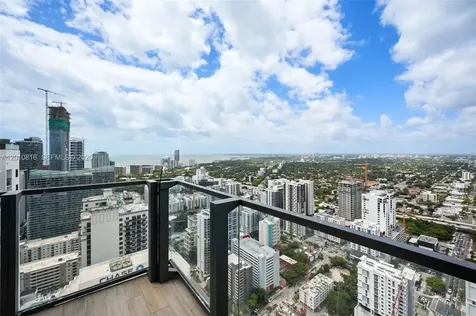 88 SW 7th Street Miami FL 33130