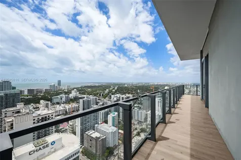 88 SW 7th Street Miami FL 33130