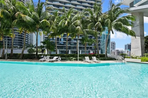 88 SW 7th Street Miami FL 33130