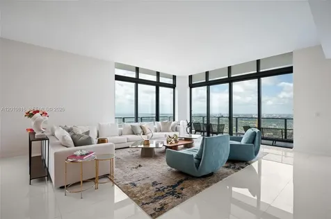 88 SW 7th Street Miami FL 33130