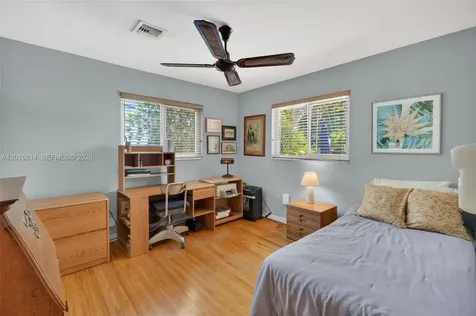 11400 NE 9th Avenue Biscayne Park FL 33161