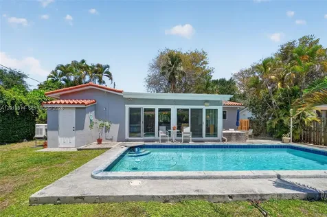 11400 NE 9th Avenue Biscayne Park FL 33161