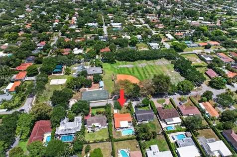 11400 NE 9th Avenue Biscayne Park FL 33161