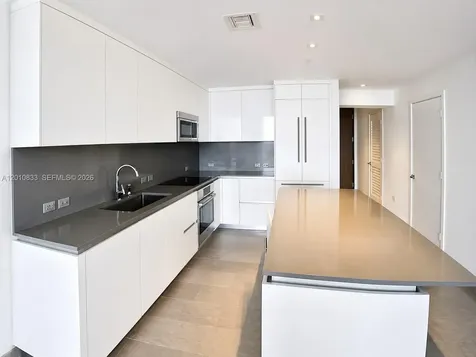88 SW 7th Street Miami FL 33130