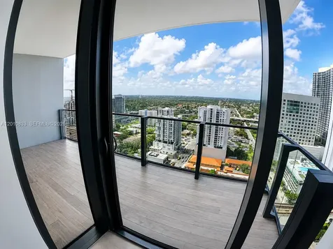 88 SW 7th Street Miami FL 33130