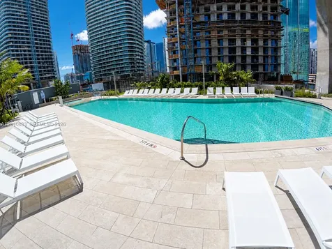 88 SW 7th Street Miami FL 33130
