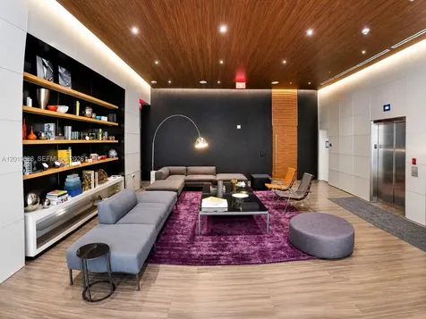 88 SW 7th Street Miami FL 33130