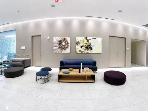 88 SW 7th Street Miami FL 33130