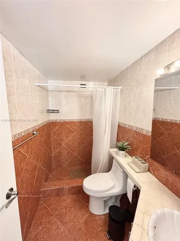 905 Brickell Bay Drive Miami FL 33131
