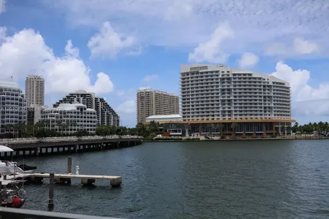 905 Brickell Bay Drive Miami FL 33131