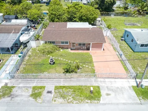 18010 NW 48th Court Miami Gardens FL 33055