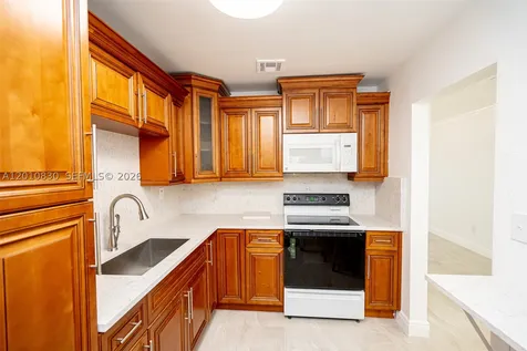 18010 NW 48th Court Miami Gardens FL 33055