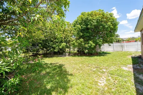 18010 NW 48th Court Miami Gardens FL 33055