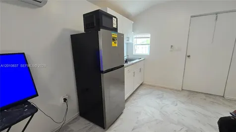 2440 NW 99th Street Miami FL 33147
