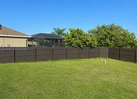604 Wilmington Cape Coral FL 33993
