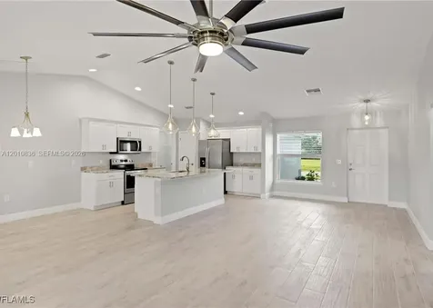 604 Wilmington Cape Coral FL 33993