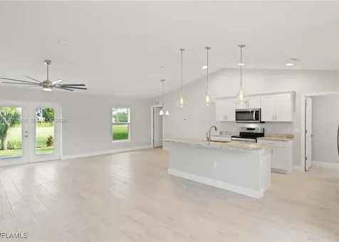 604 Wilmington Cape Coral FL 33993