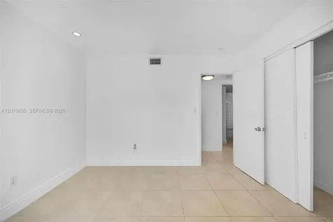7483 SW 82nd Street Miami FL 33143
