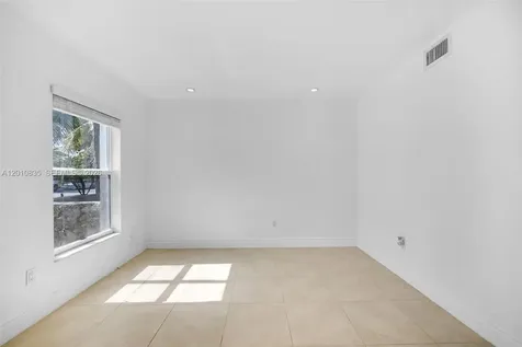 7483 SW 82nd Street Miami FL 33143