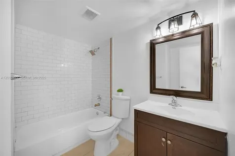7483 SW 82nd Street Miami FL 33143