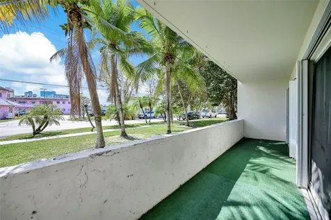 7483 SW 82nd Street Miami FL 33143