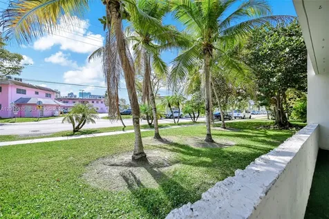 7483 SW 82nd Street Miami FL 33143