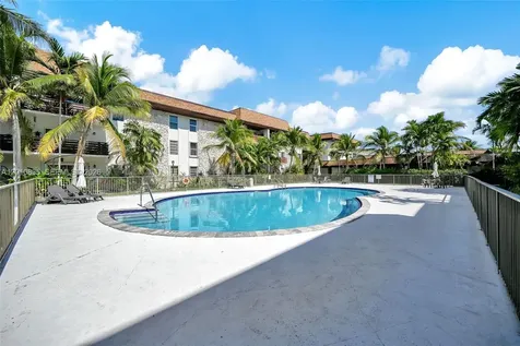 7483 SW 82nd Street Miami FL 33143