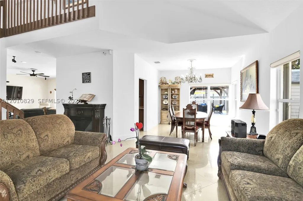 20914 La Questa Court Boca Raton FL 33428