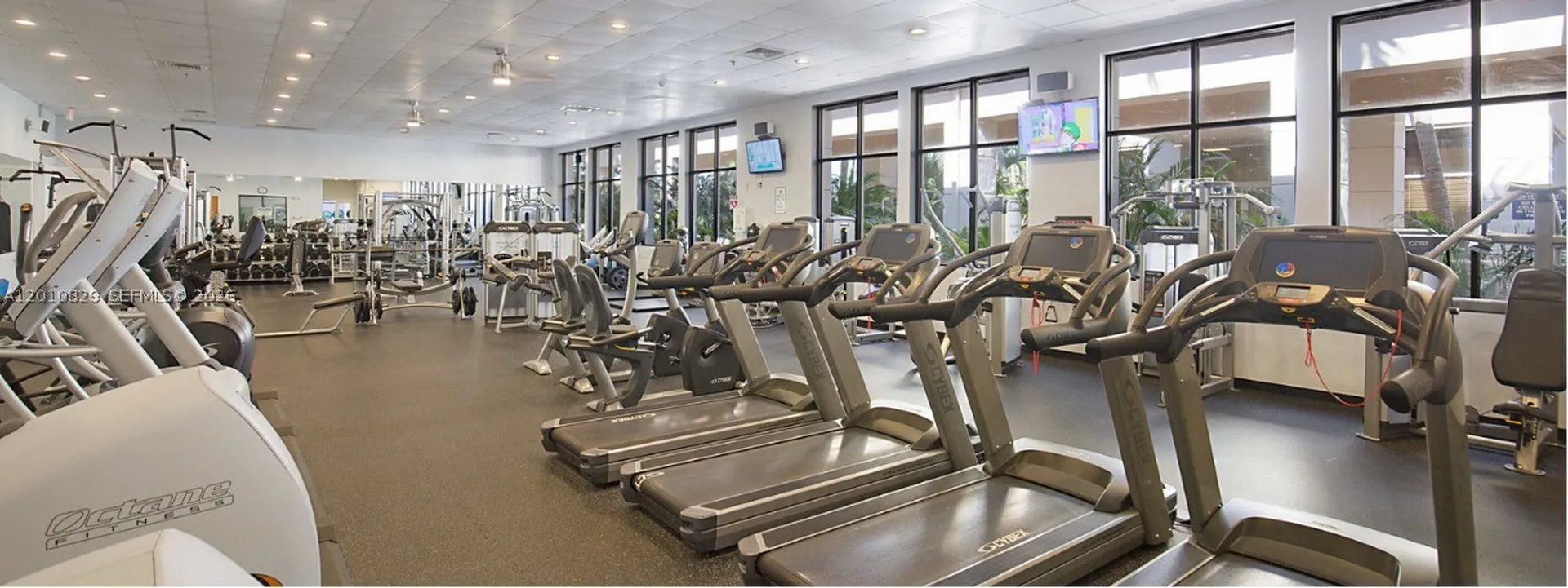 20914 La Questa Court Boca Raton FL 33428