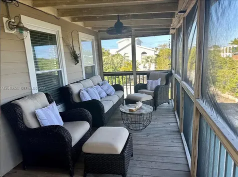 813 Hawksbill Lane Sugarloaf FL 33042