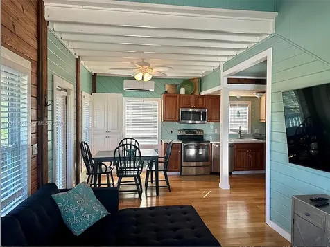 813 Hawksbill Lane Sugarloaf FL 33042