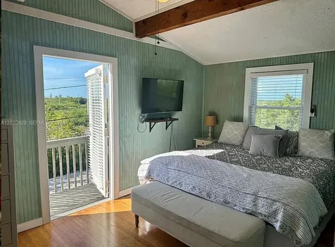 813 Hawksbill Lane Sugarloaf FL 33042