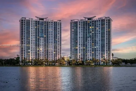 2641 N Flamingo Road Sunrise FL 33323