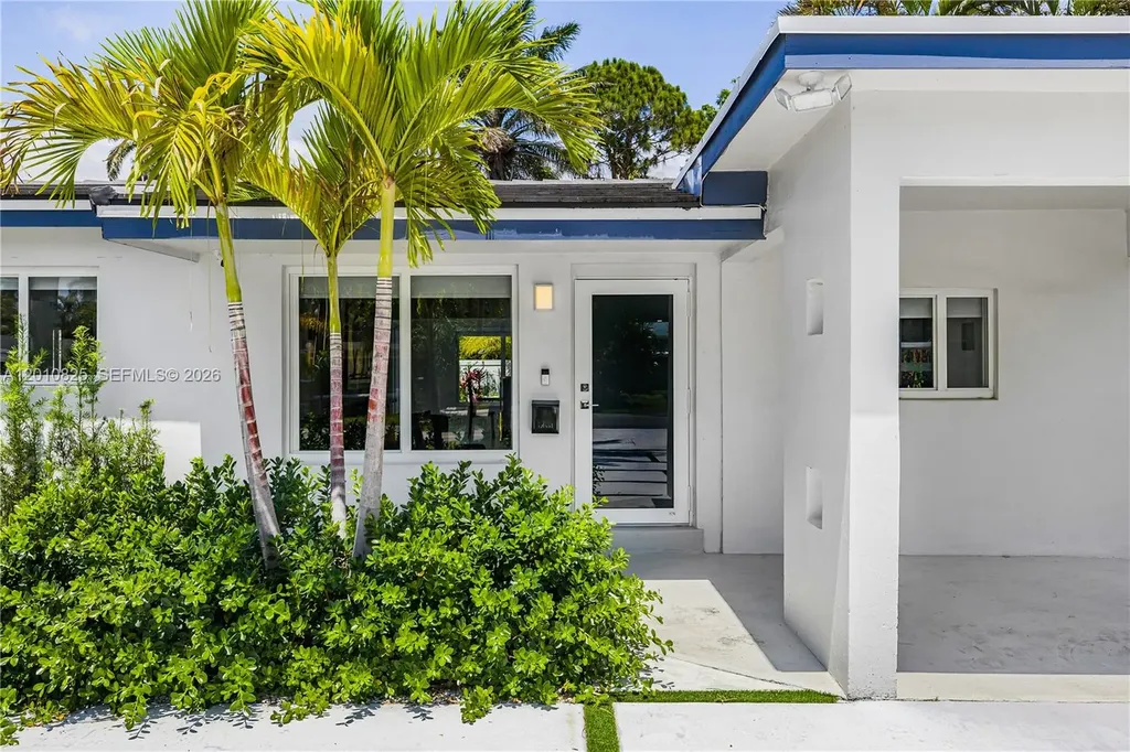 1104 N 13th Terrace Hollywood FL 33019