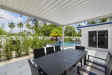 1104 N 13th Terrace Hollywood FL 33019