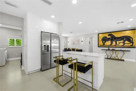 1104 N 13th Terrace Hollywood FL 33019
